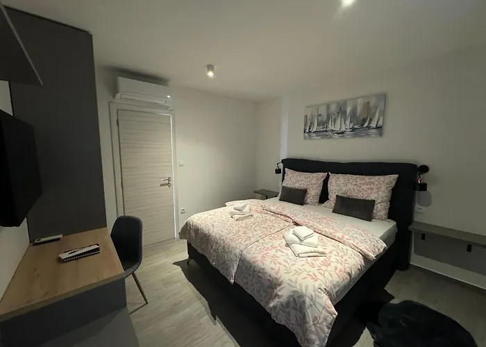 Sandra 빌라 포레치